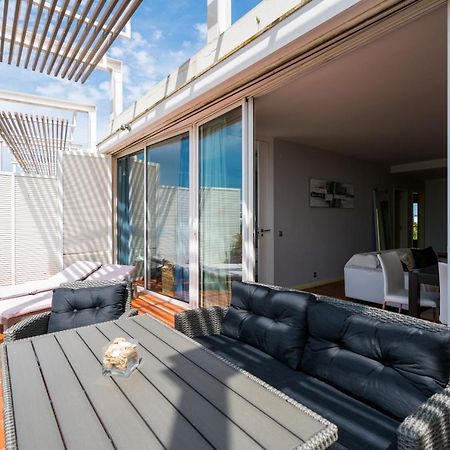 Stunning 2-Bed Penthouse In Lagos 250M From Beach Экстерьер фото
